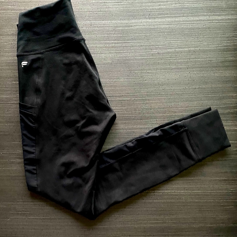 Fabletics Mesh Pocket Leggings